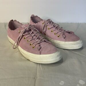 Pink Suede Converse Low Top Sneakers Size: 9.5